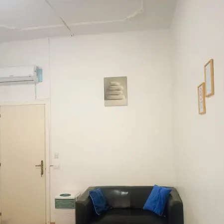 Fatima House בית הארחה *